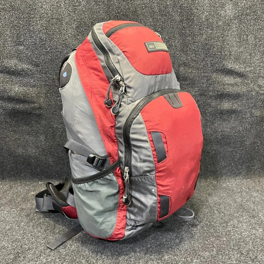 REI 747525 35L Red/Gray Traverse Hiking Backpack Daypack Ripstop Travel Bag